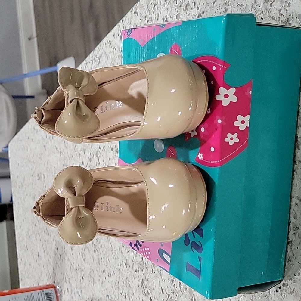 Little girl high heels